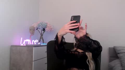 EMMA online show from 21, 1, 2025