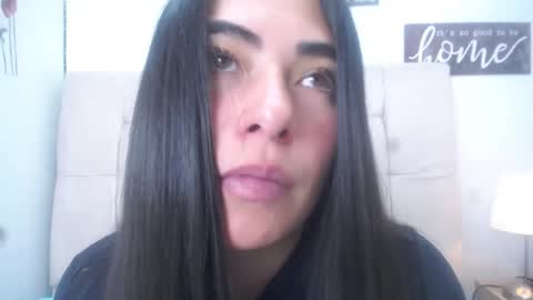 Snapshot of missexy303av chatting on 5, 1, 2025 missexy303av online show from 5, 1, 2025