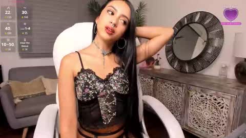 Amelia Leon online show from 24, 11, 2025