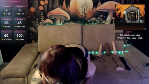 Luna online show from 10, 10, 2025