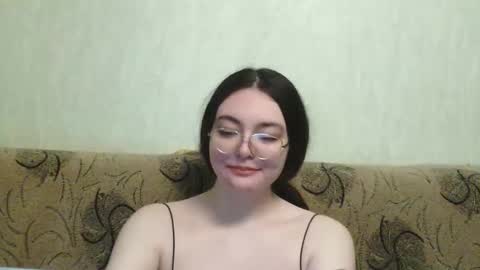 missis mona online show from 11, 3, 2026