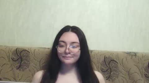 missis mona online show from 1, 4, 2026