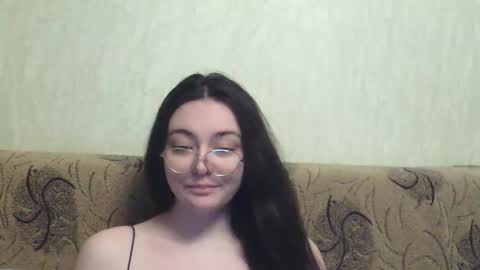 missis mona online show from 12, 4, 2026