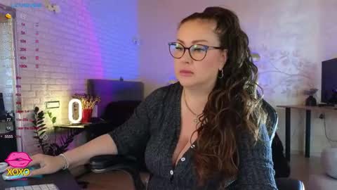you can call me Mommymy GoddessMiss Kassandra online show from 29, 9, 2025
