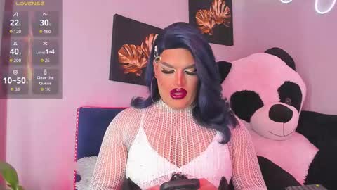 kassandra lazcano online show from 8, 10, 2025