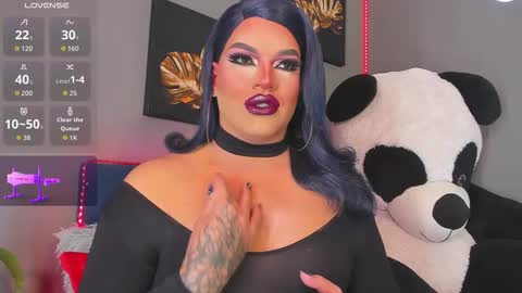 kassandra lazcano online show from 22, 12, 2025