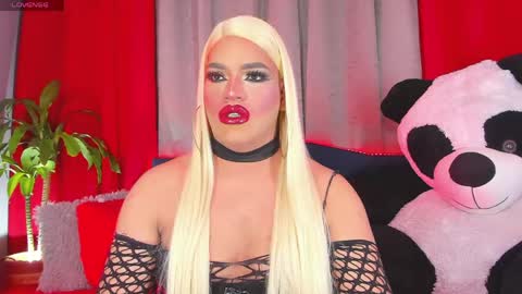 Snapshot of misskassandraa_ chatting on 6, 5, 2026 kassandra lazcano online show from 6, 5, 2026