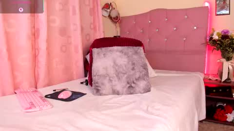   online show from 28, 10, 2025