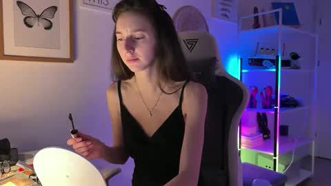 misslalii online show from 1, 3, 2026