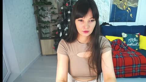 Snapshot of misslauraslim chatting on 11, 1, 2025 MissLaura online show from 11, 1, 2025