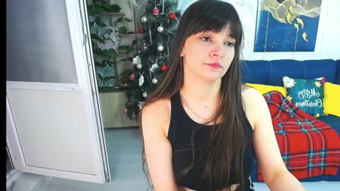 Snapshot of misslauraslim chatting on 13, 1, 2025 MissLaura online show from 13, 1, 2025