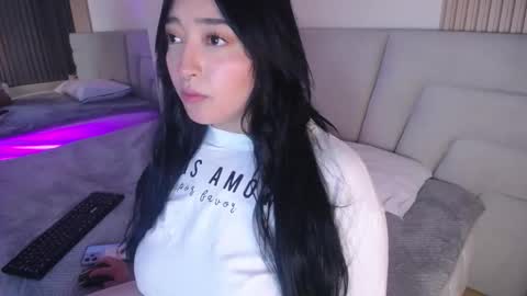 Miss Loise online show from 18, 11, 2025