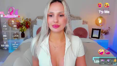 Snapshot of misslou_ chatting on 17, 6, 2026 Lou online show from 17, 6, 2026