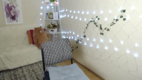 Snapshot of missmelons_ chatting on 8, 12, 2024 Li online show from 8, 12, 2024