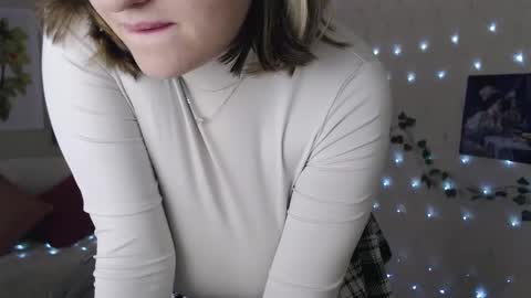 Snapshot of missmelons_ chatting on 12, 3, 2025 Li online show from 12, 3, 2025