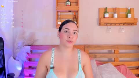 Mia  online show from 23, 11, 2025