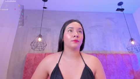 Snapshot of missmiaa_ chatting on 18, 5, 2026 Mia online show from 18, 5, 2026