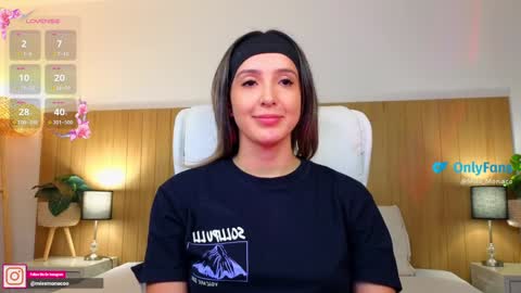 Emma Rivera online show from 10, 12, 2024