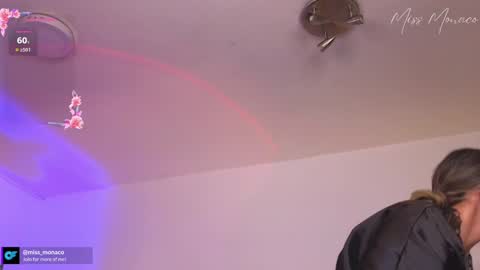 Emma Rivera online show from 31, 1, 2025