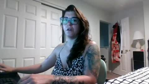 Snapshot of missmonatoyou chatting on 23, 6, 2026 MissMona online show from 23, 6, 2026