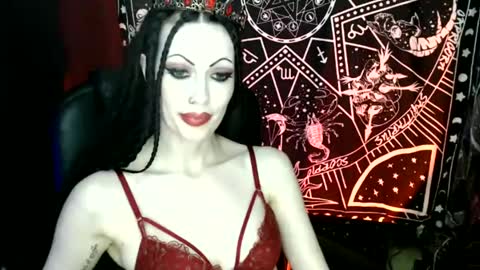 Snapshot of missmoondoll chatting on 14, 12, 2024 MissMoonDoll online show from 14, 12, 2024