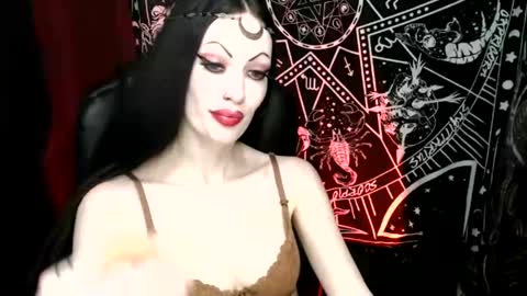 Snapshot of missmoondoll chatting on 31, 1, 2025 MissMoonDoll online show from 31, 1, 2025