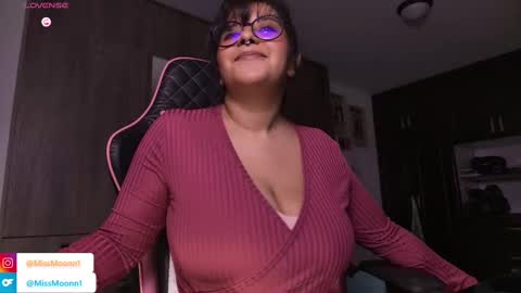 MissMoon online show from 11, 9, 2025