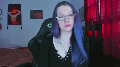 Snapshot of missnikkivill chatting on 17, 3, 2026 Mistress Nikki Vill online show from 17, 3, 2026