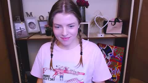 Snapshot of missoliviaa_ chatting on 25, 1, 2025 Olivia online show from 25, 1, 2025