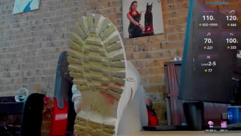 Miss Venus online show from 10, 2, 2025