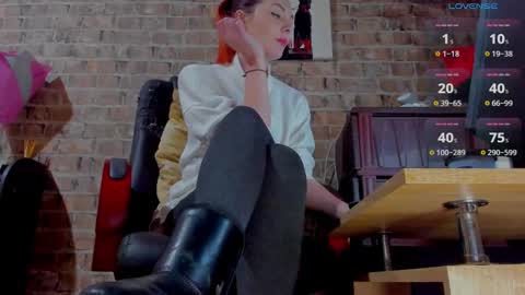 Miss Venus online show from 19, 2, 2025