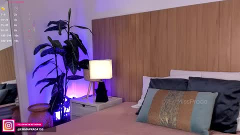 Emma Prada online show from 2, 12, 2025