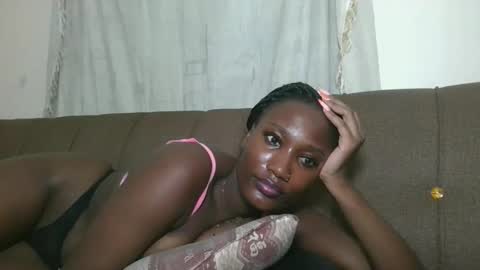 pretty gal online show from 14, 10, 2025