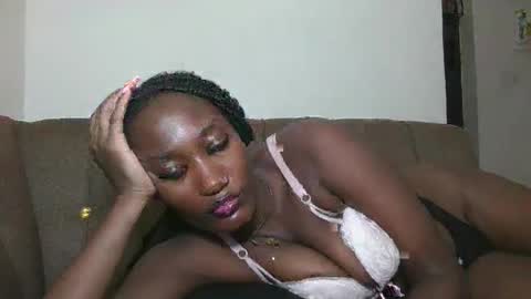 pretty gal online show from 21, 10, 2025