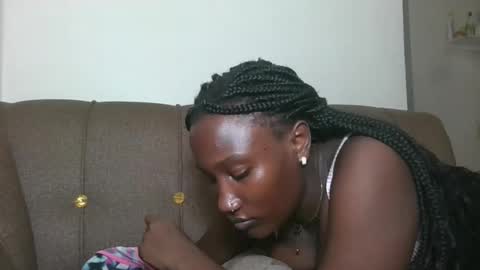 pretty gal online show from 28, 10, 2025