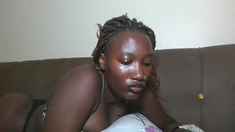 pretty gal online show from 10, 11, 2025