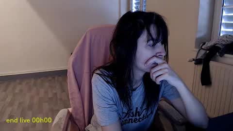 missthon online show from 23, 1, 2025