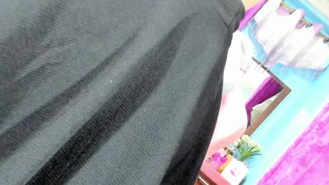 Snapshot of missvalentine18 chatting on 6, 12, 2024 missvalentine18 online show from 6, 12, 2024