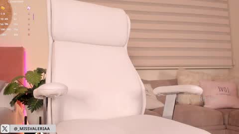 Snapshot of missvaleriaa chatting on 17, 1, 2025 Valeria Davila online show from 17, 1, 2025