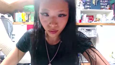 Snapshot of missversatile chatting on 2, 6, 2026 Miss Versatile online show from 2, 6, 2026