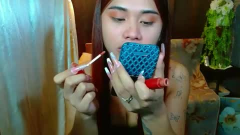 SweetViolet online show from 4, 1, 2025