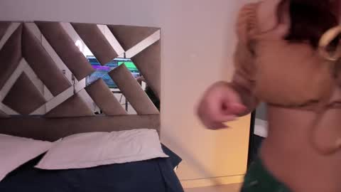 Miss online show from 24, 2, 2025