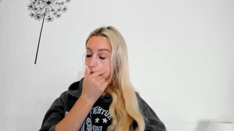 Missy matrix online show from 15, 12, 2025