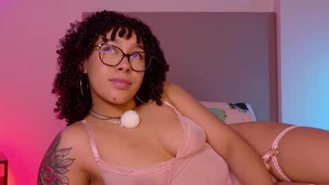 Missy Gainer online show from 25, 10, 2025