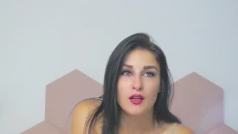 Elly online show from 30, 7, 2026