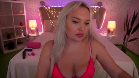 missyymarty online show from 6, 11, 2025