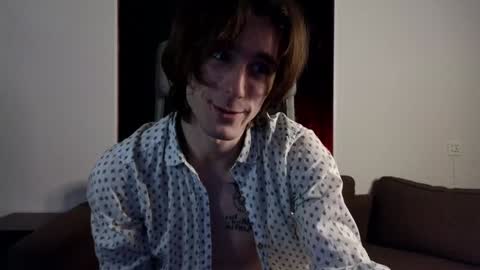Snapshot of misterhult chatting on 23, 1, 2025 My name is Anton Bogatyrev online show from 23, 1, 2025
