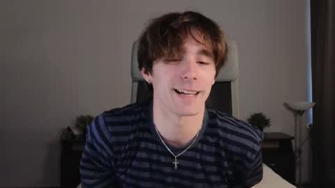 Snapshot of misterhult chatting on 5, 10, 2025 My name is Anton Bogatyrev online show from 5, 10, 2025