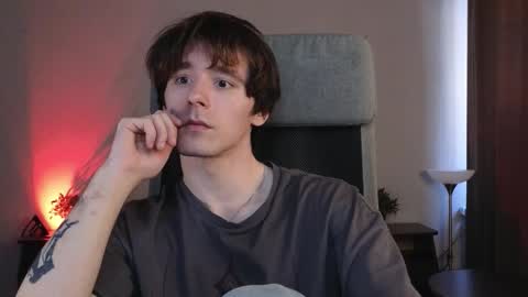 Snapshot of misterhult chatting on 9, 10, 2025 My name is Anton Bogatyrev online show from 9, 10, 2025