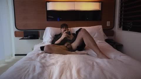 Snapshot of mistermikey24 chatting on 18, 1, 2025 Mikey Jerkoff online show from 18, 1, 2025